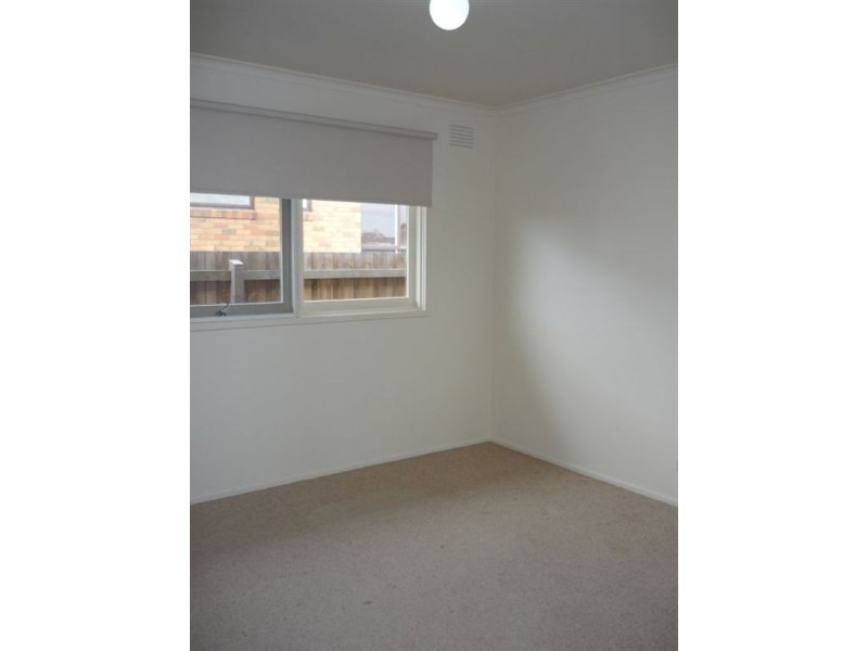 73 Eramosa Road East, Somerville VIC 3912