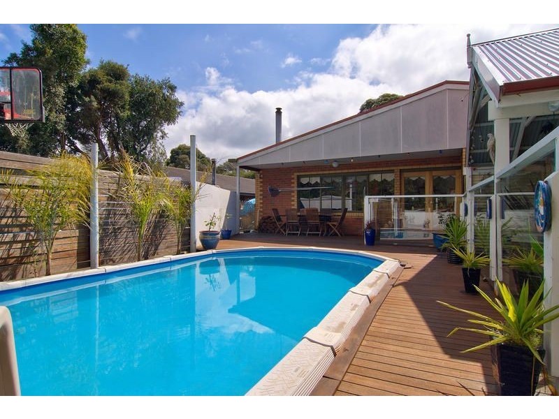 14 Derham Street, Pearcedale VIC 3912