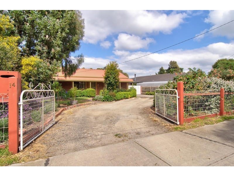 14 Derham Street, Pearcedale VIC 3912