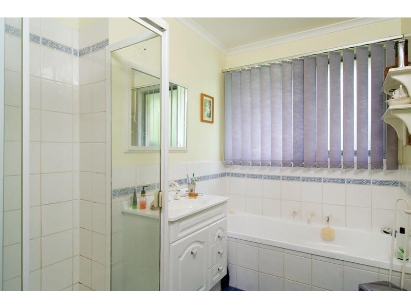 38 Deanswood Drive, Somerville VIC 3912