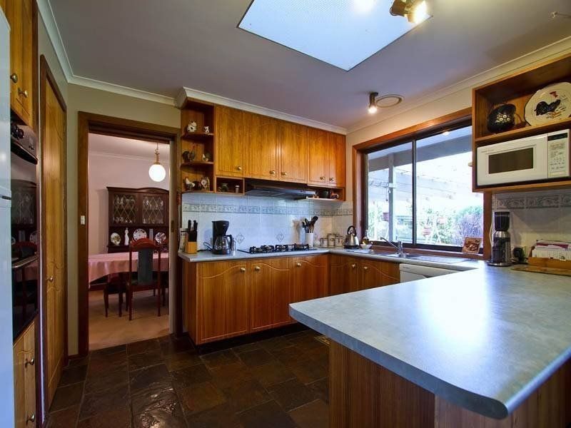 4 Barakee Drive, Somerville VIC 3912