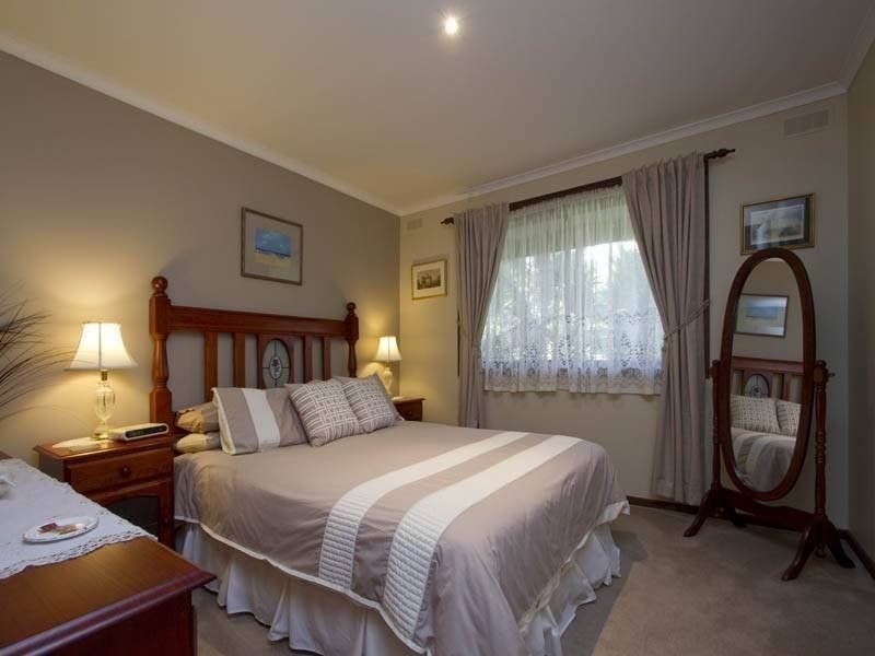 4 Barakee Drive, Somerville VIC 3912