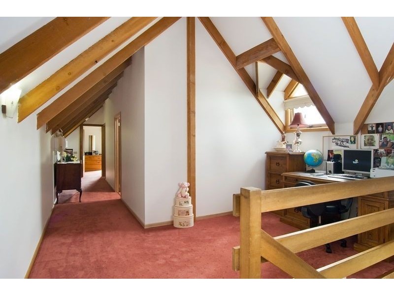 3 Meadow View Road, Somerville VIC 3912