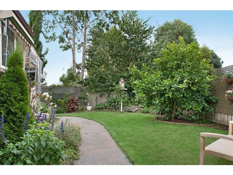 1 Domino Court, Somerville VIC 3912