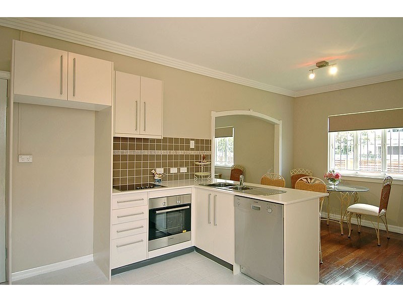 35 Olive Street, Hendra QLD 4011