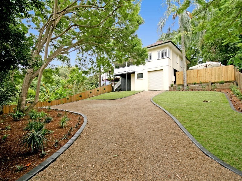 9 Bramble Terrace, Red Hill QLD 4059