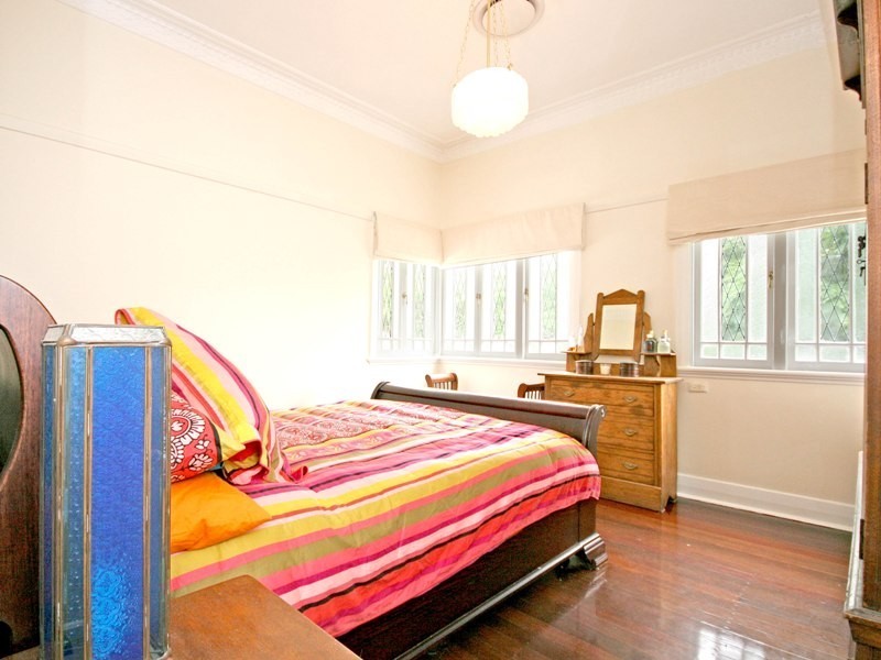 9 Bramble Terrace, Red Hill QLD 4059