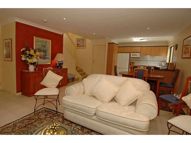 2/100 York Street, Nundah QLD 4012