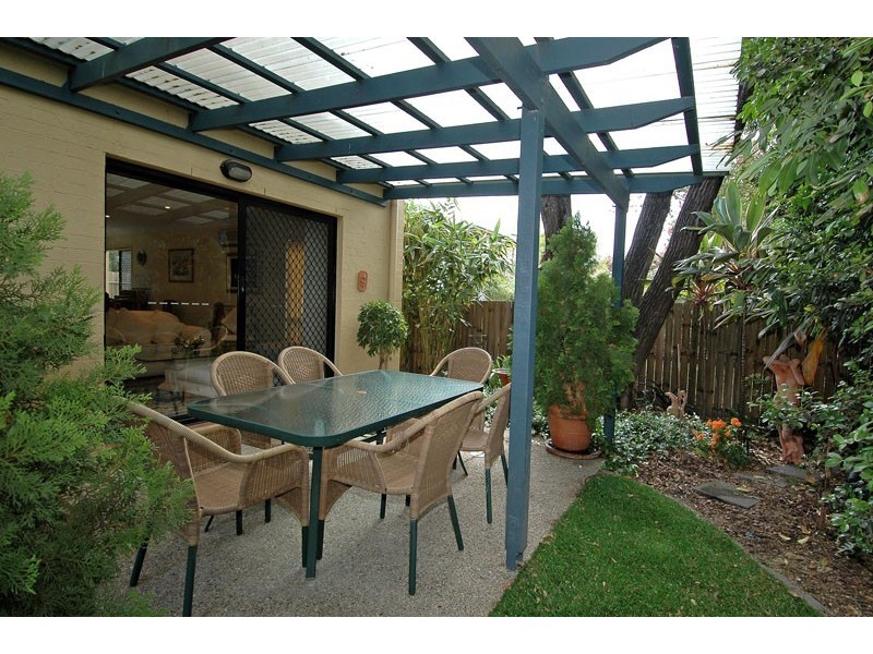 2/100 York Street, Nundah QLD 4012