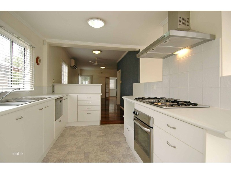 261 Edinburgh Castle Road, Wavell Heights QLD 4012