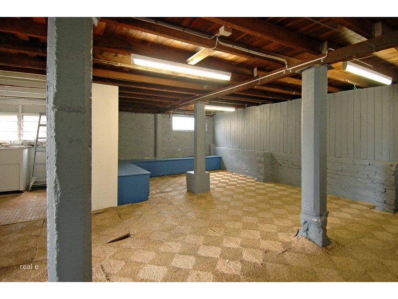 261 Edinburgh Castle Road, Wavell Heights QLD 4012