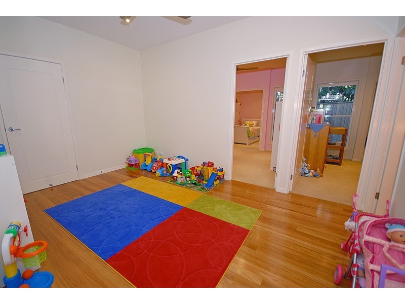 26 Deramore Street, Wavell Heights QLD 4012