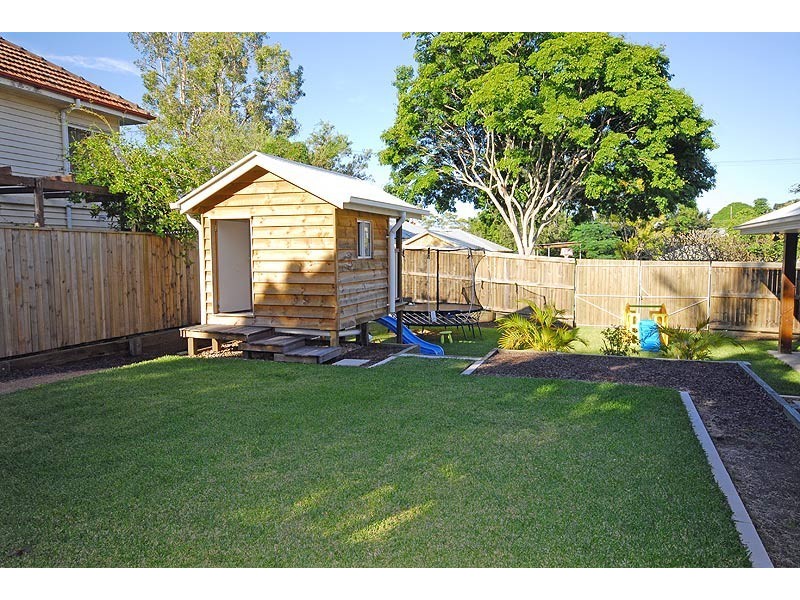 26 Deramore Street, Wavell Heights QLD 4012