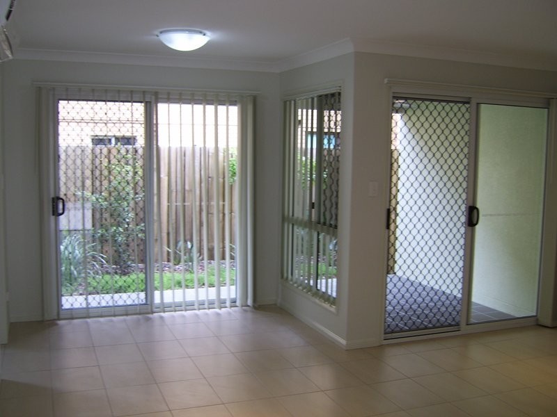 9/10 Church Road, Zillmere QLD 4034