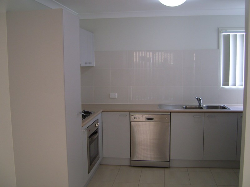 9/10 Church Road, Zillmere QLD 4034