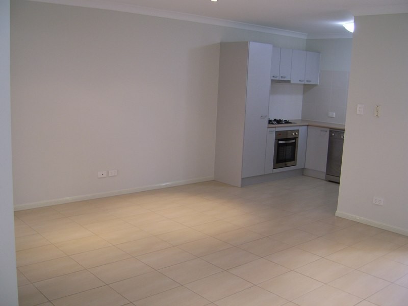 9/10 Church Road, Zillmere QLD 4034