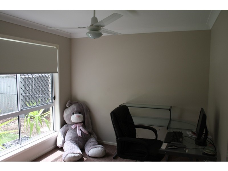 56 Serpentine Rd, Pinkenba QLD 4008