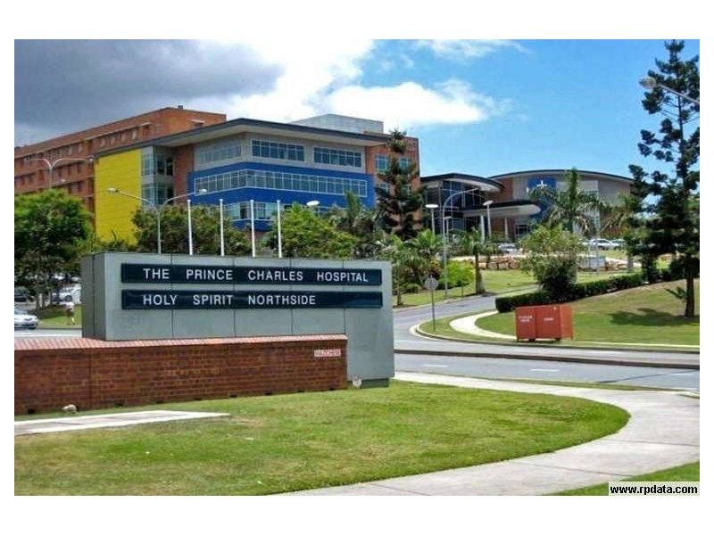 15 Bruce St, Chermside QLD 4032