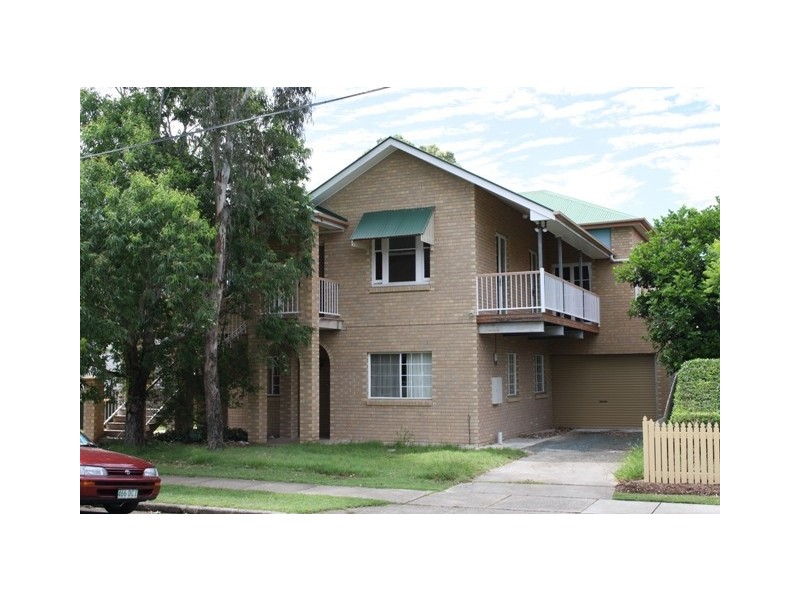 37 Kent Rd, Wooloowin QLD 4030