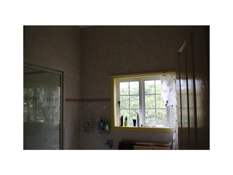 37 Kent Rd, Wooloowin QLD 4030