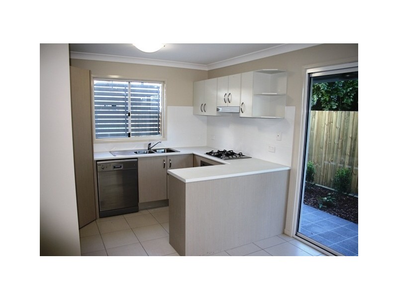 1-4/52 Glasgow, Zillmere QLD 4034