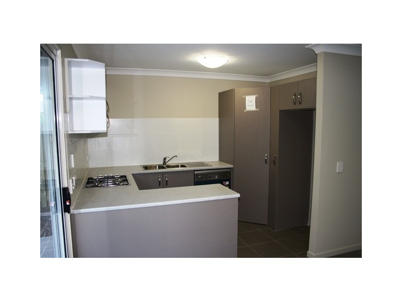 1-4/52 Glasgow, Zillmere QLD 4034