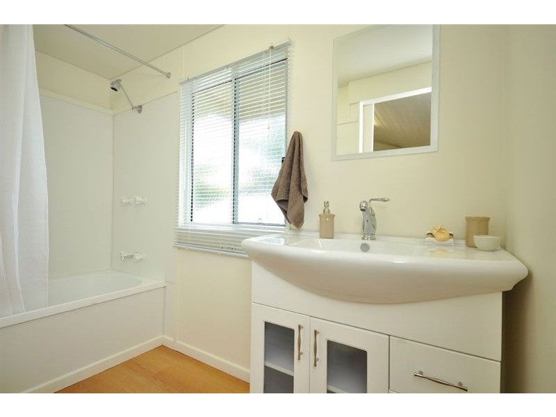 131 Manson Rd, Hendra QLD 4011