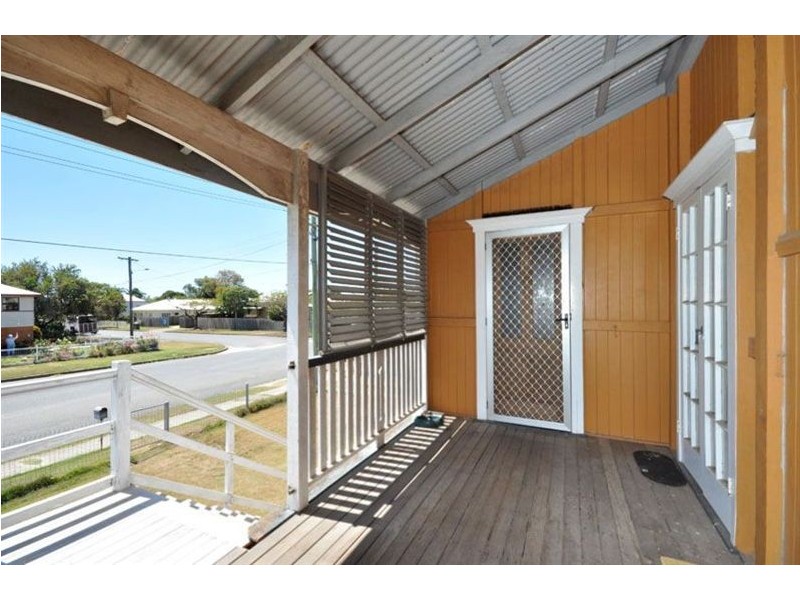 73 Raceview Avenue, Hendra QLD 4011