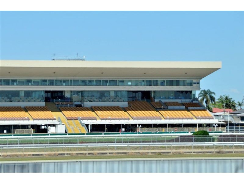 73 Raceview Avenue, Hendra QLD 4011