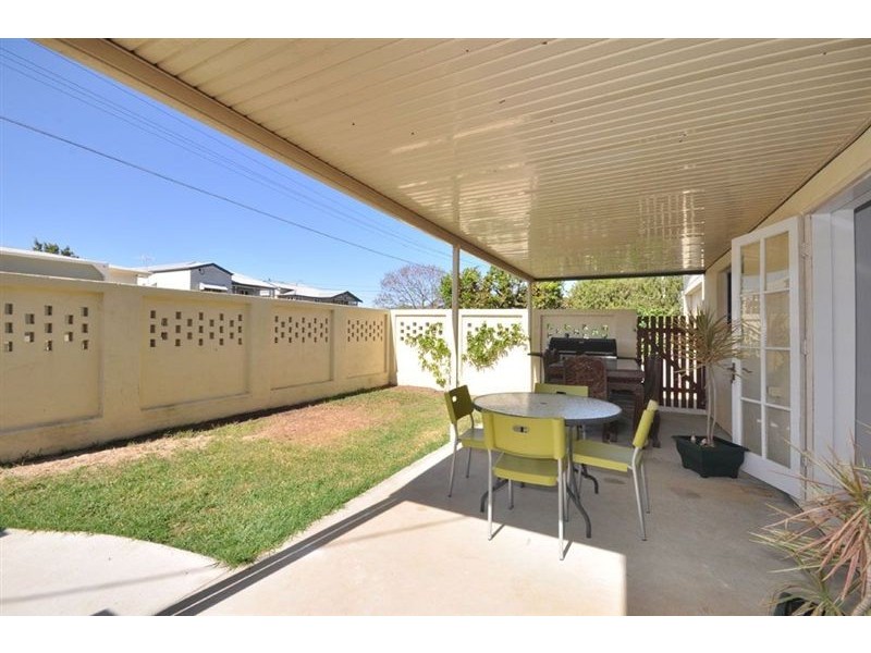 9 Hamilton Ave, Hendra QLD 4011