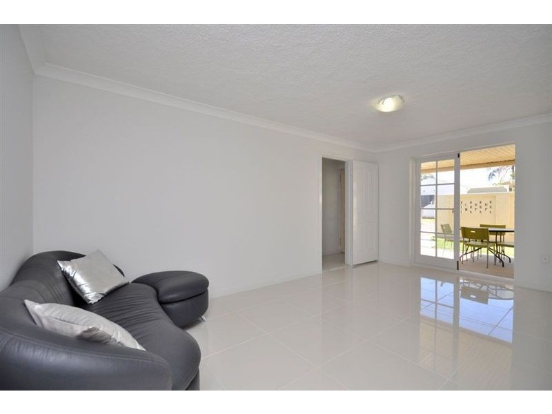 9 Hamilton Ave, Hendra QLD 4011