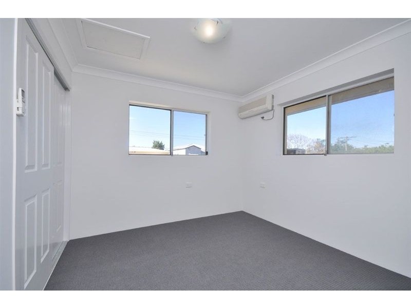 9 Hamilton Ave, Hendra QLD 4011