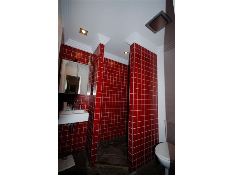 112 Albion Rd, Windsor QLD 4030