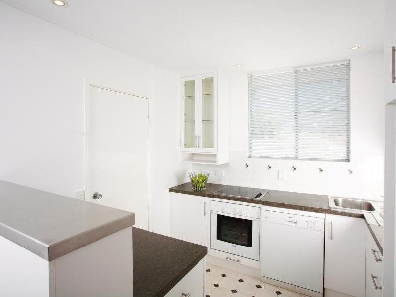 6/82 Charlton, Ascot QLD 4007