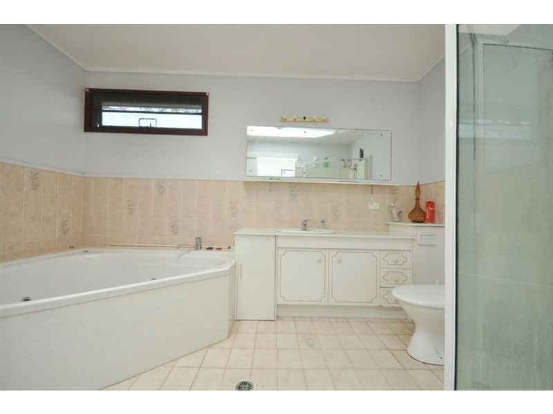 32 Hamilton Avenue, Hendra QLD 4011