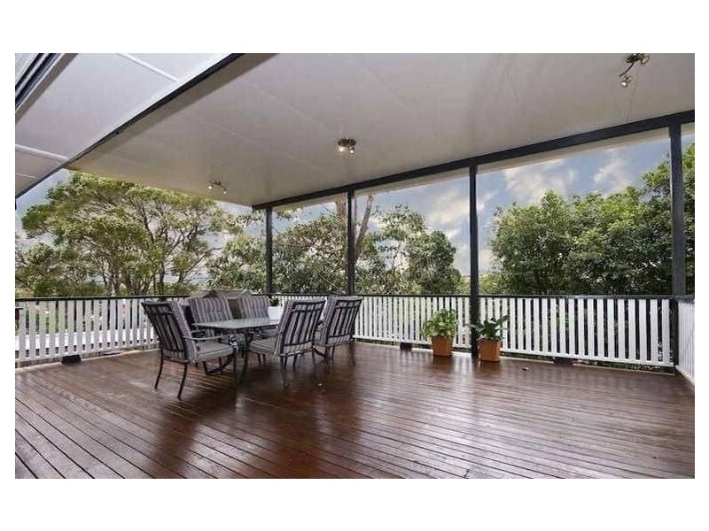 11 Cressey Street, Wavell Heights QLD 4012