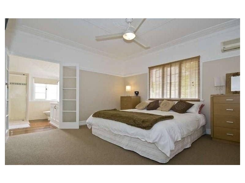 11 Cressey Street, Wavell Heights QLD 4012