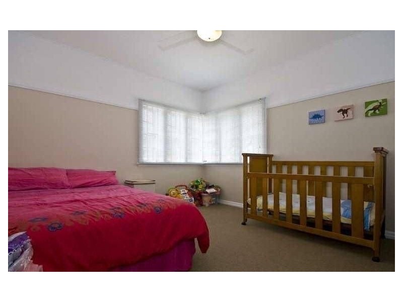 11 Cressey Street, Wavell Heights QLD 4012