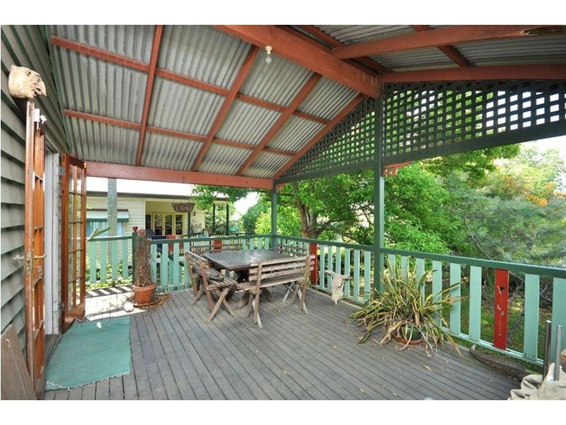 51 Raceview Avenue, Hendra QLD 4011