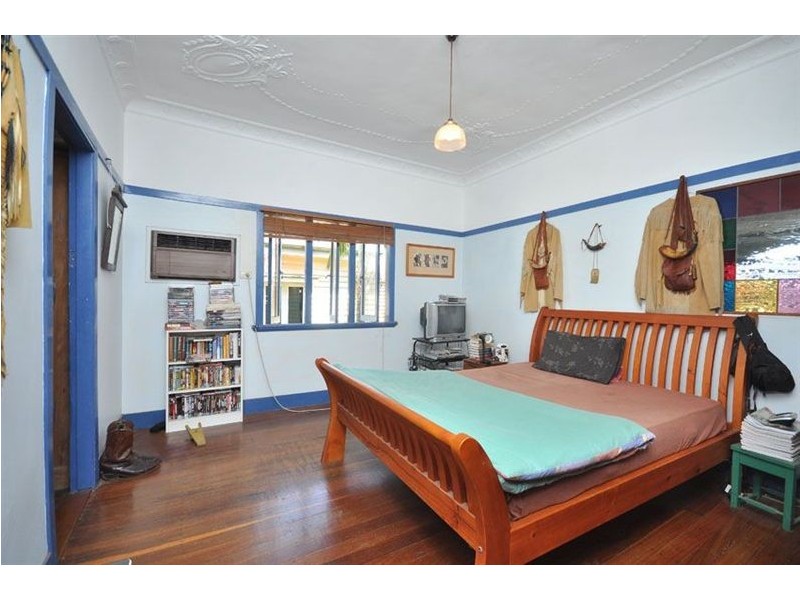 51 Raceview Avenue, Hendra QLD 4011