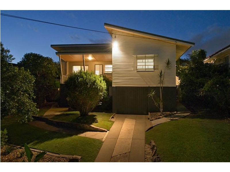 29 Hubbard Street, Wavell Heights QLD 4012