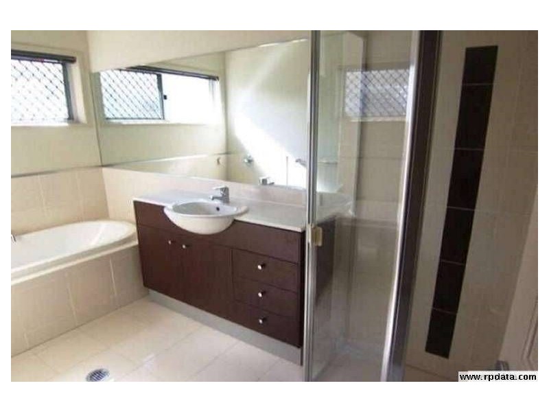 36 Webster Avenue, Hendra QLD 4011