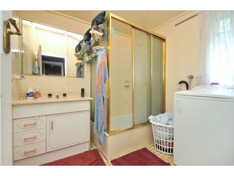 42 Long Street, Hendra QLD 4011