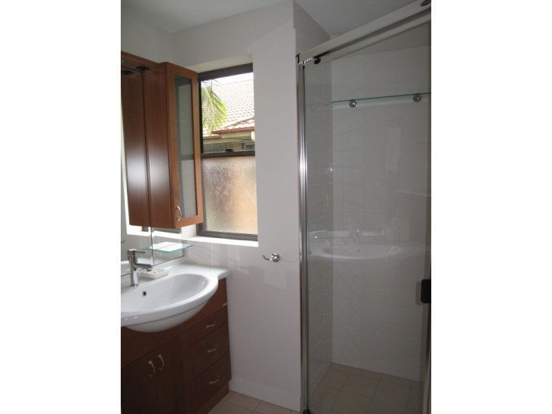 5/94 Nudgee Road, Hamilton QLD 4007