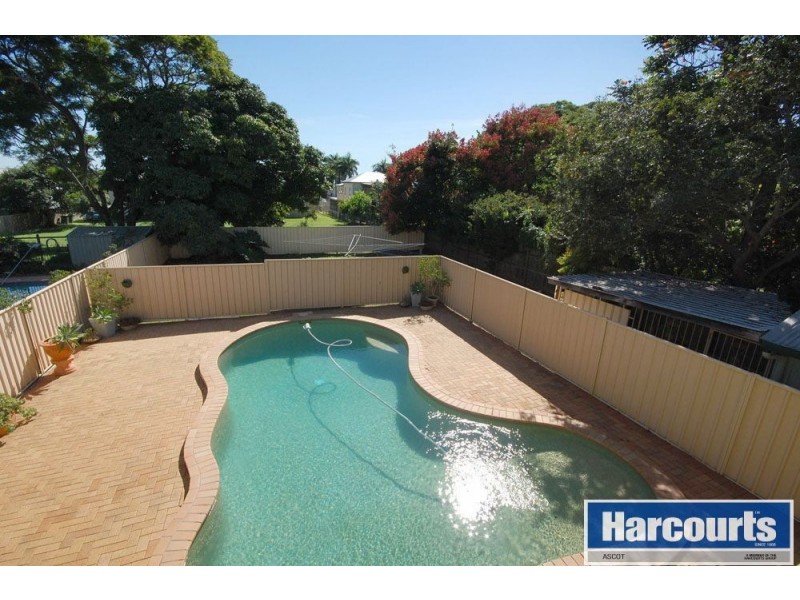 15 Flemington Street, Hendra QLD 4011