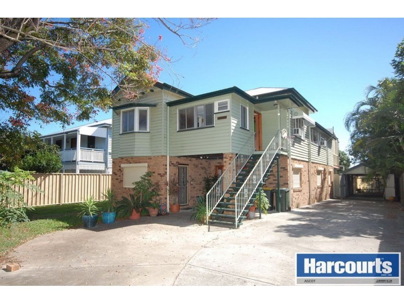 15 Flemington Street, Hendra QLD 4011