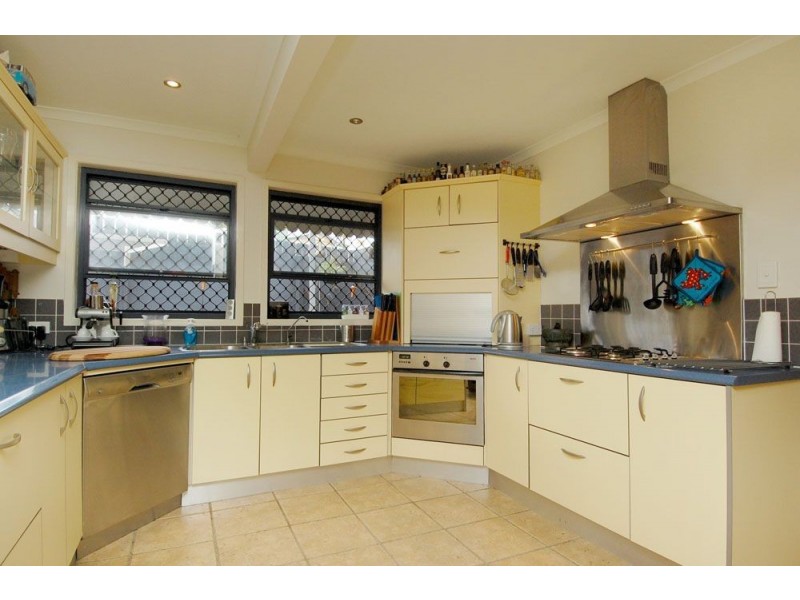 86 Dickson Street, Wooloowin QLD 4030