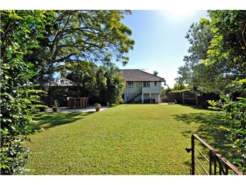 10 Olive St, Hendra QLD 4011