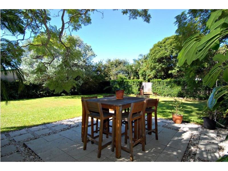 10 Olive St, Hendra QLD 4011