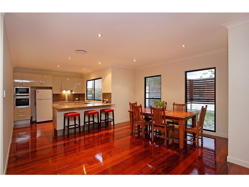36 Hutton Street, Clayfield QLD 4011
